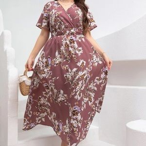 Plus size floral print shirred waist maxi dress